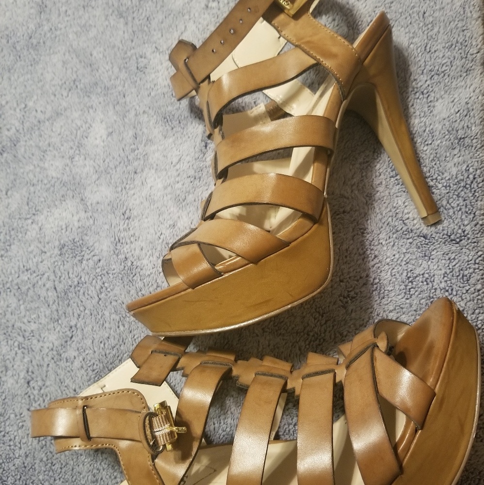 Guess heels